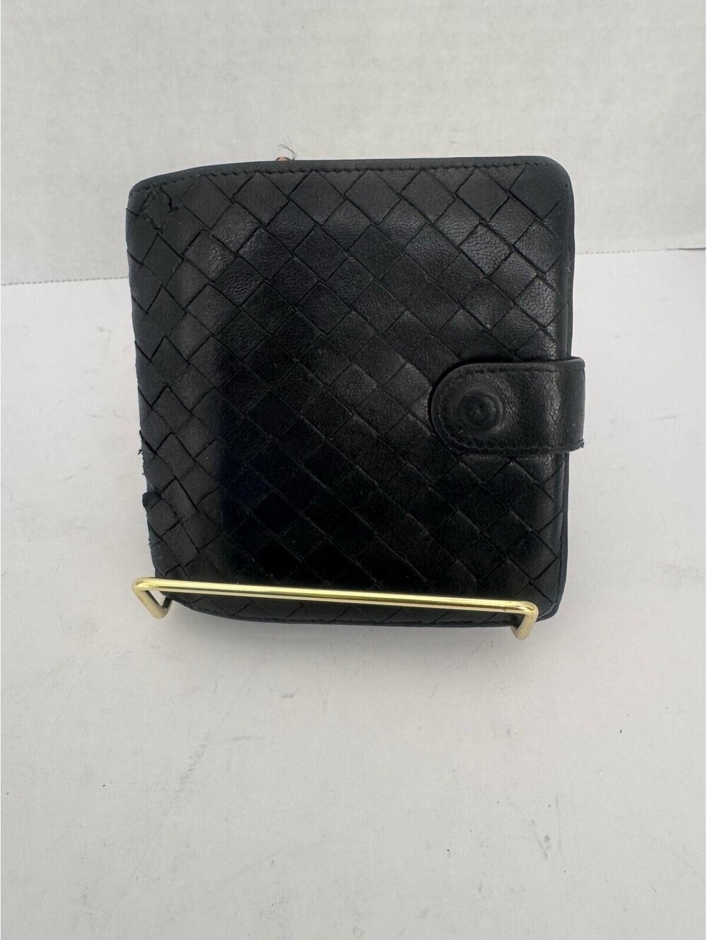 Bottega Veneta Intrecciato Black Nappa Leather Compact Wallet — Snap‑Tab Closure